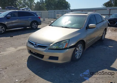 2006 Honda Accord Sdn Ex-L V6 z USA, uszkodzony, nr VIN 1HGCM66556A024337